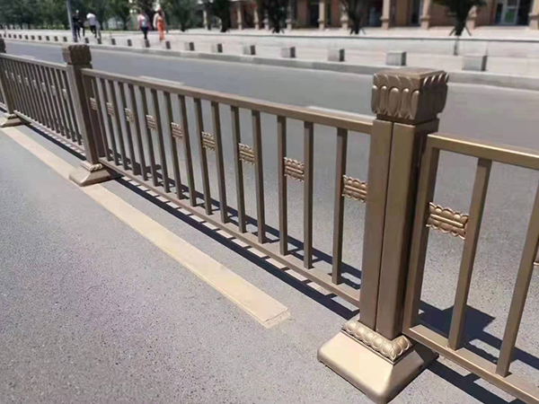 道路护栏